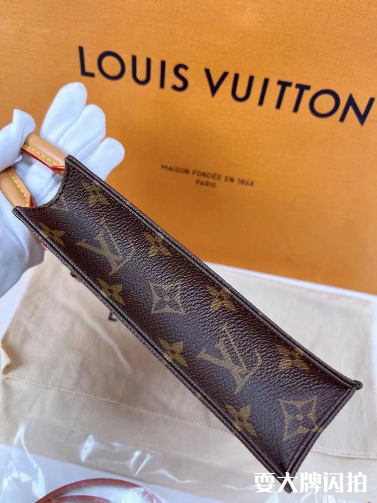 Louis Vuitton路易威登 闲置芯片款老花mini琴谱包tote 闲置芯片LV Tote Mini老花琴谱包🉐️爆款非常稀缺的小可爱，尺寸17*5*14 专柜一包难求 附件尘袋💰